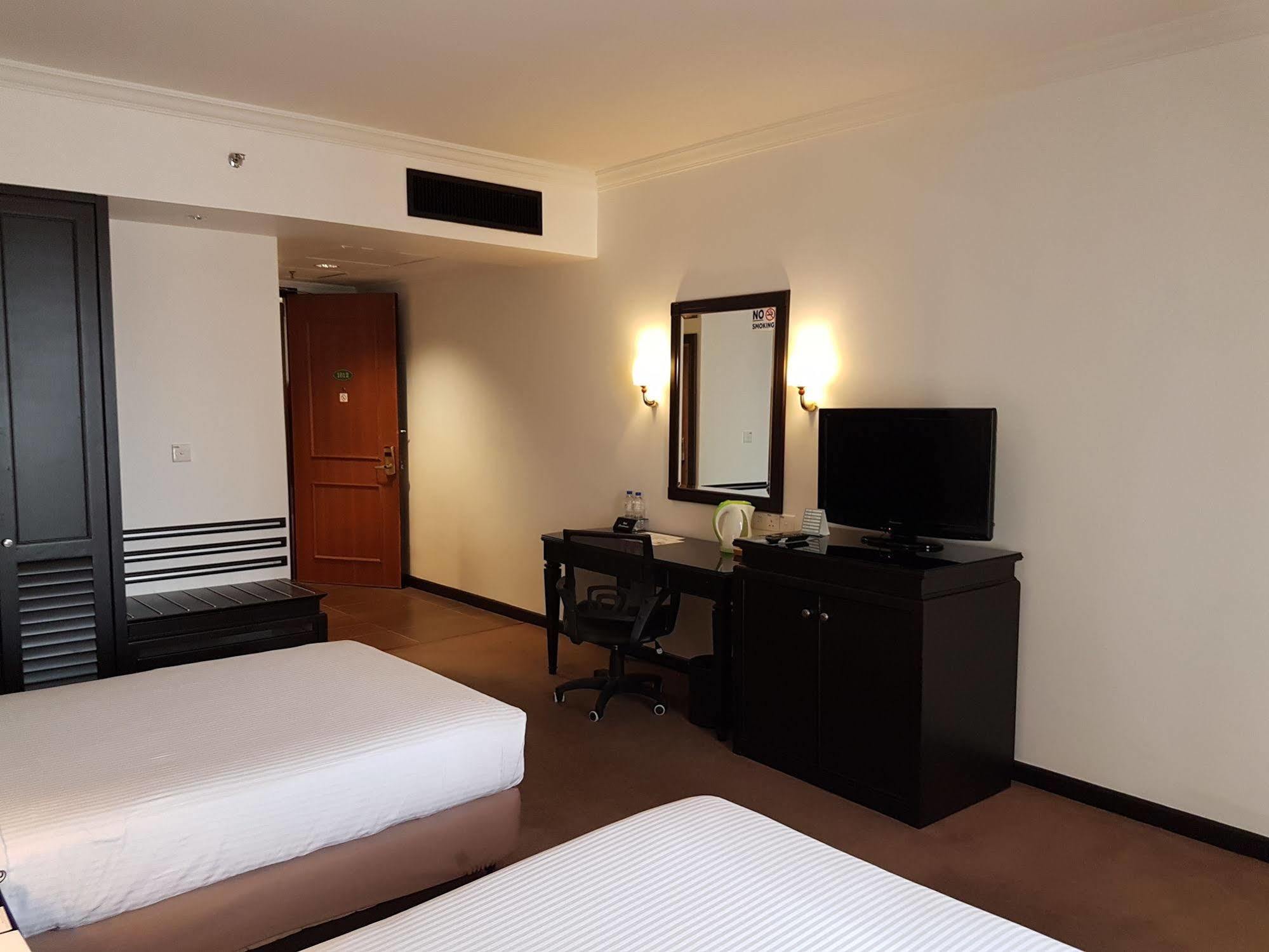 Hotel Bayview Penang 4*